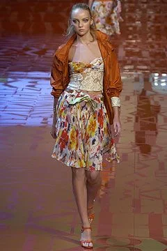 Look 10